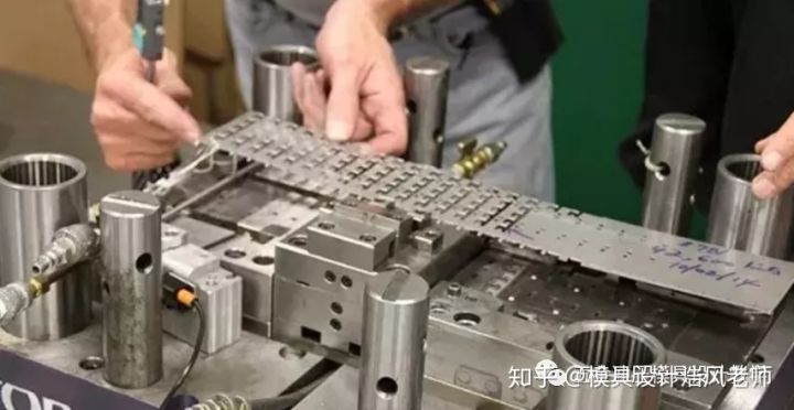 沖壓知識分享：沖壓模具設計及制造概述！(圖1)